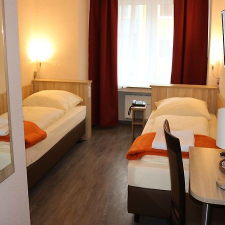 Hotel Paris Dusseldorf Luaran gambar