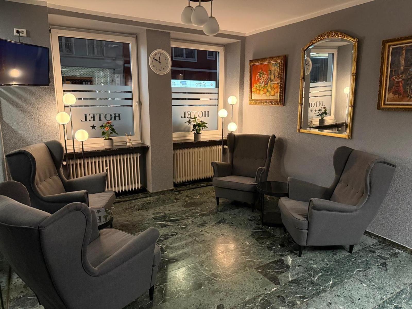 Hotel Paris Dusseldorf Luaran gambar