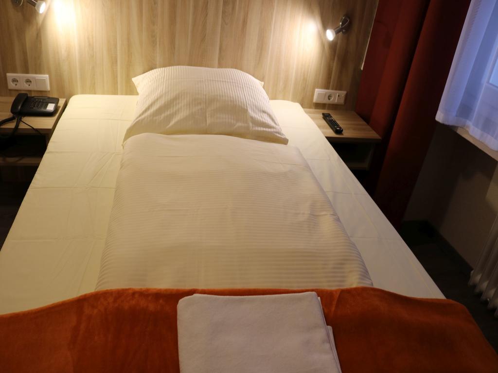 Hotel Paris Dusseldorf Luaran gambar