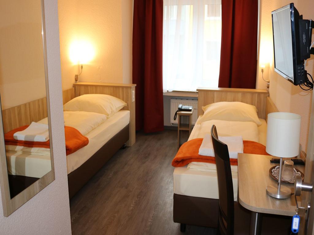 Hotel Paris Dusseldorf Luaran gambar
