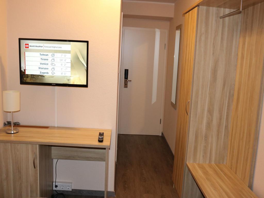 Hotel Paris Dusseldorf Luaran gambar