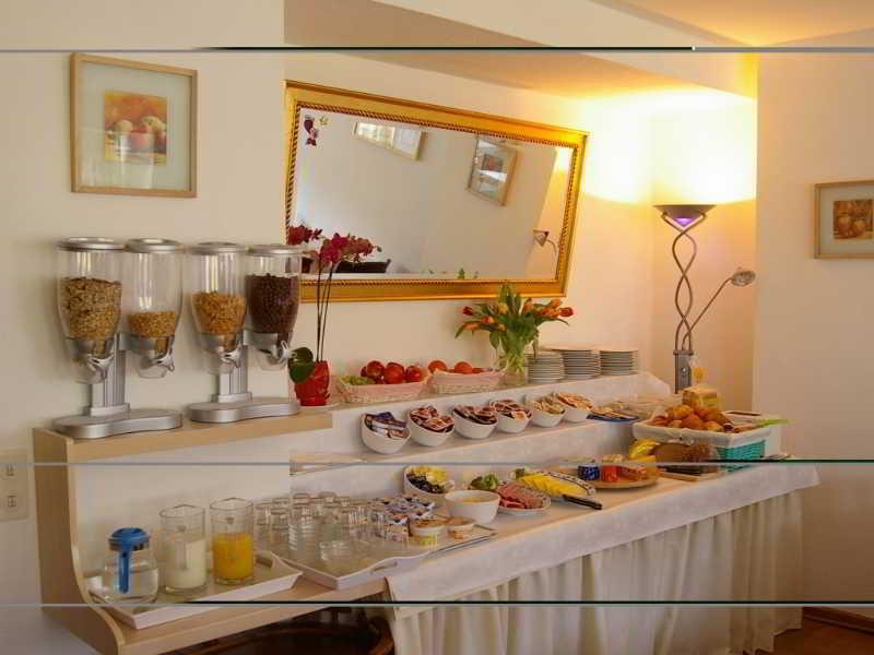 Hotel Paris Dusseldorf Luaran gambar